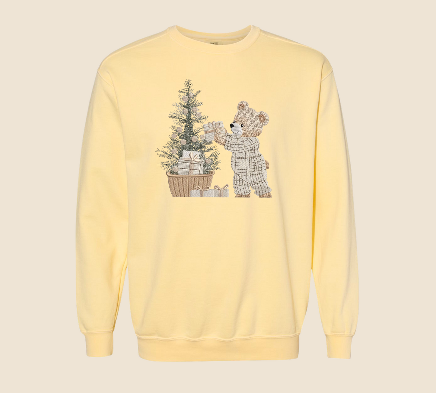 Embroidered Cozy Christmas Bear Sweatshirt – Premium Holiday Gift