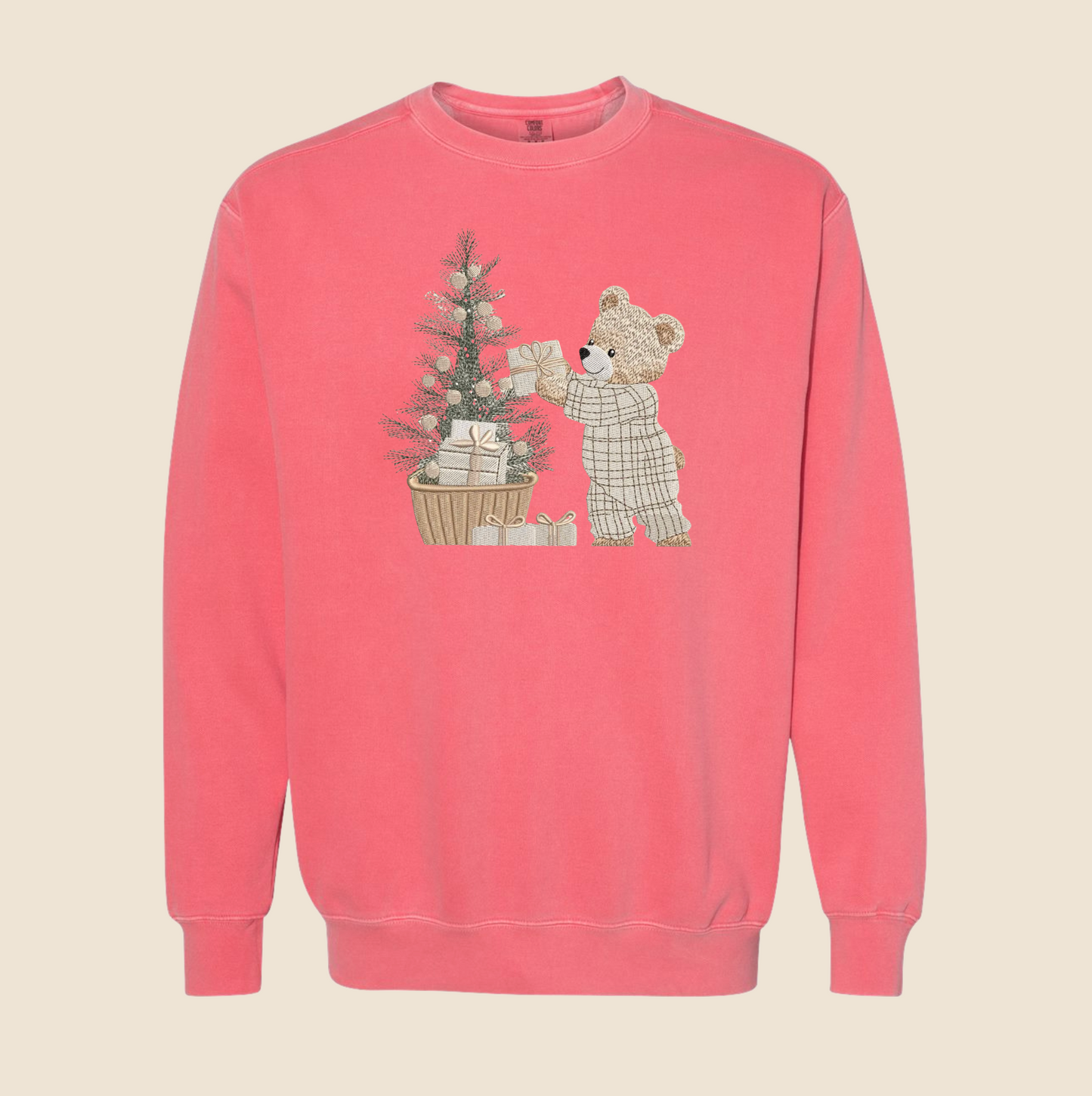 Embroidered Cozy Christmas Bear Sweatshirt – Premium Holiday Gift